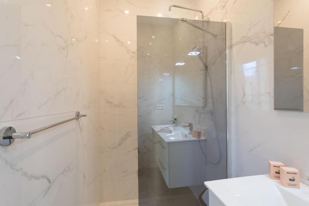 #22 Emma Suite 2Bdr Balcony Center Town 2Mins Tramway Nisa Exterior foto
